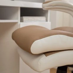 Home24office Fauteuil de direction Loipo II - Imitation cuir - Macchiato / Blanc 35 Home24office Fauteuil de direction Loipo II - Imitation cuir - Macchiato / Blanc -Chaises Soldes 1000035445 201012 11053600007 DETAILS P000000001000035445