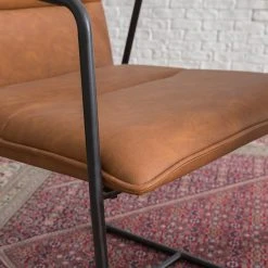 Ars manufacti Chaises à accoudoirs Bex - Imitation cuir / Métal - Marron / Noir -Chaises Soldes 1000123758 190329 07150000014 GALLERYIMAGES P000000001000123758