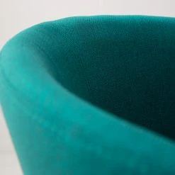 Mørteens Chaise à accoudoirs Buggio - Tissu / Hévéa massif - Tissu Cors: Pétrole - 1 chaise -Chaises Soldes 1000164525 210602 06321400005 DETAILS P000000001000164525