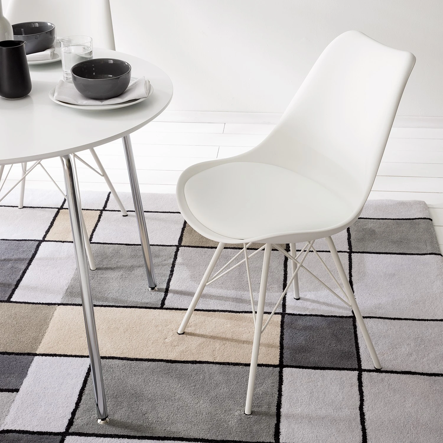 Fredriks Chaises Bonito - Blanc - Lot de 2 5 Fredriks Chaises Bonito - Blanc - Lot de 2 – Image 3