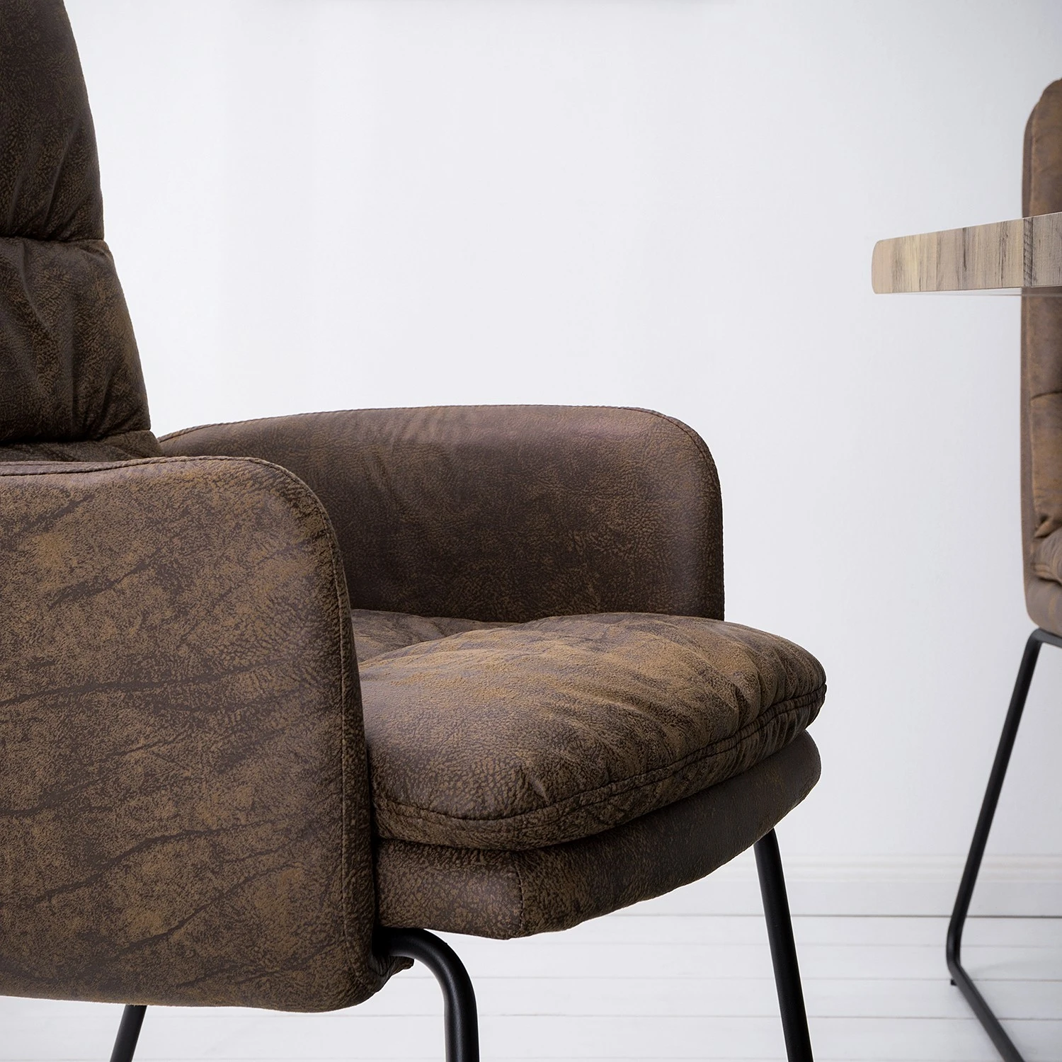 Red Living Chaise à accoudoirs Parks - Marron vintage 10 Red Living Chaise à accoudoirs Parks - Marron vintage – Image 8