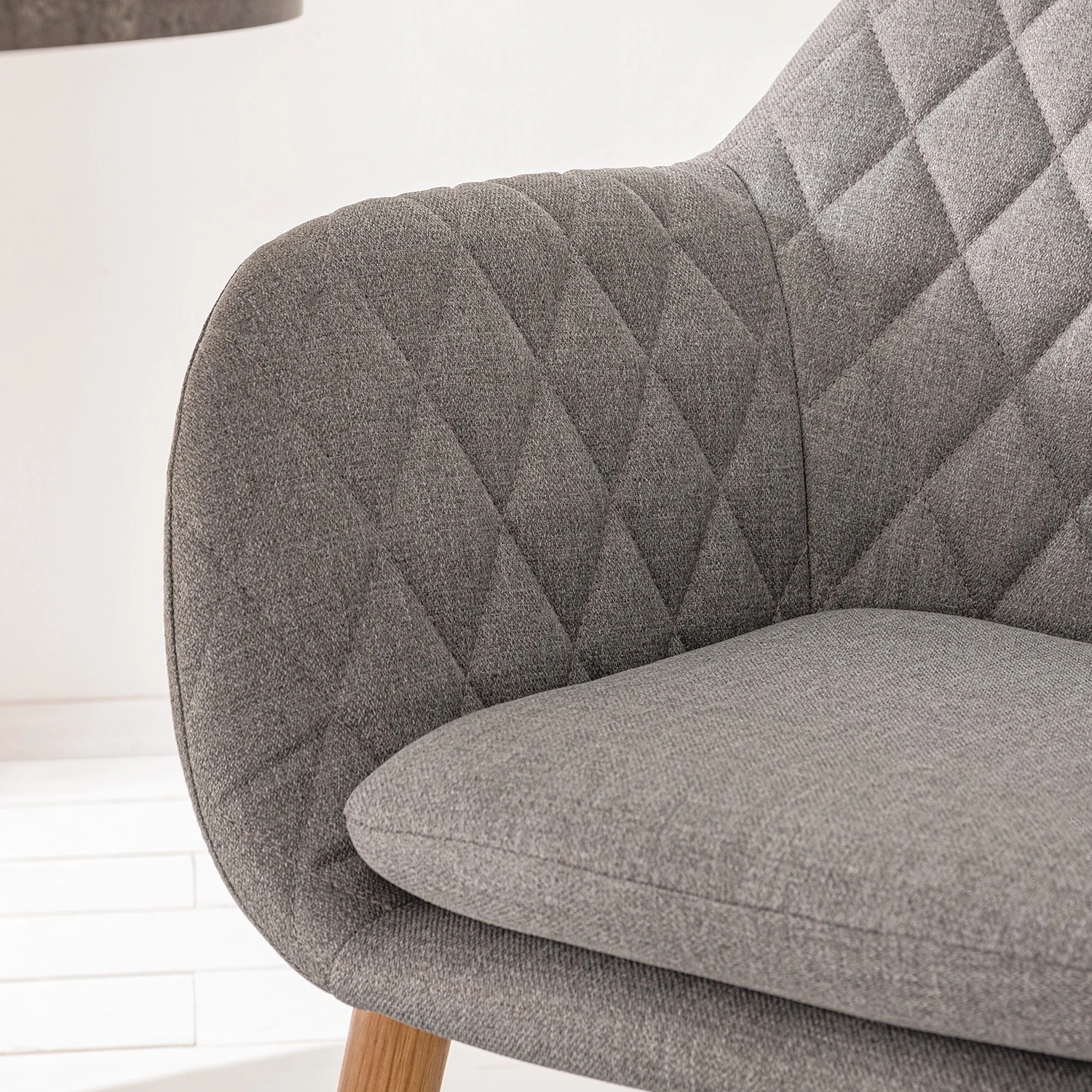 Mørteens Chaise à accoudoirs Amalis - Tissu / Chêne massif - Gris / Chêne 11 Mørteens Chaise à accoudoirs Amalis - Tissu / Chêne massif - Gris / Chêne – Image 9