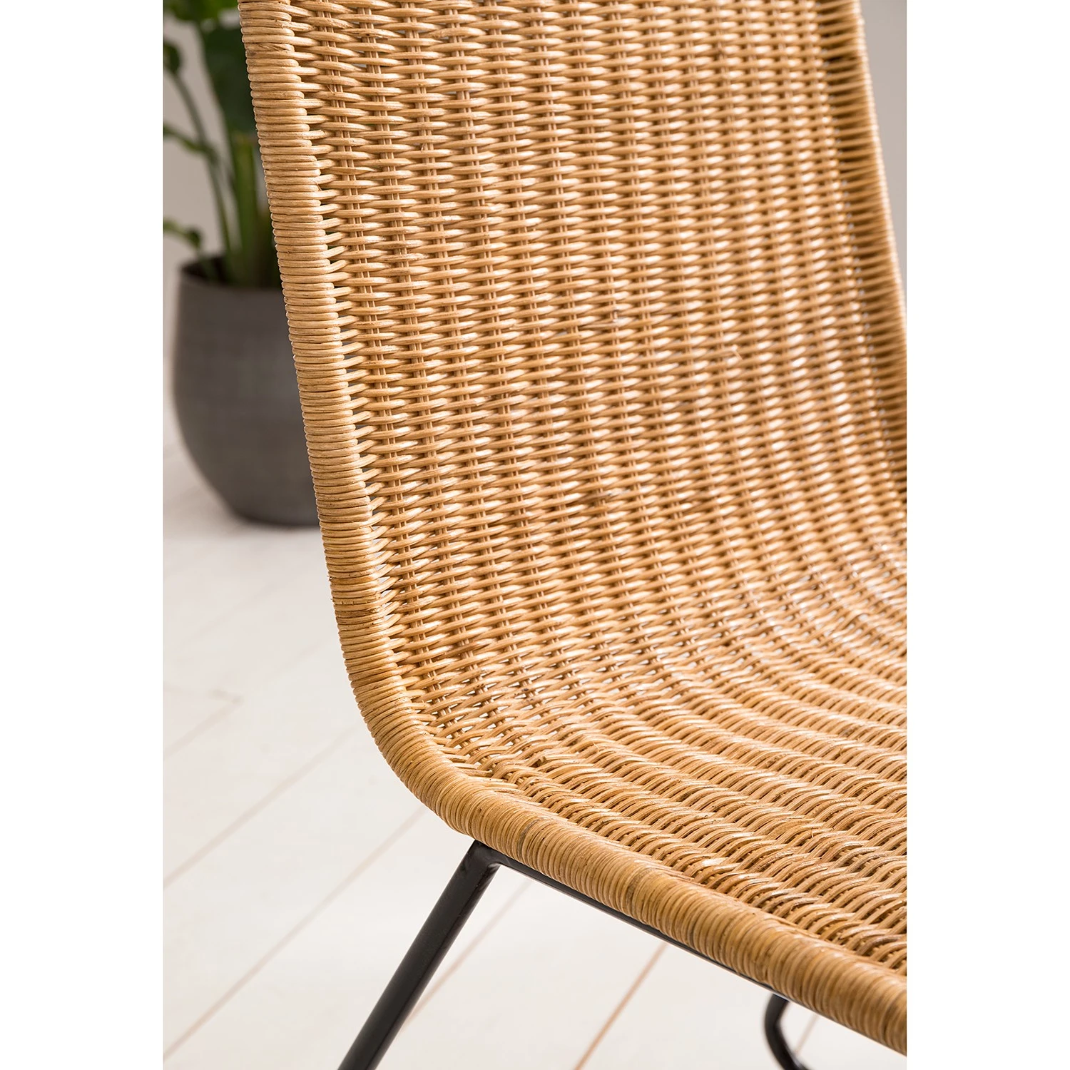 Ars manufacti Chaises Vuna (lot de 2) - Rotin / Métal - Rotin naturel / Noir 12 Ars manufacti Chaises Vuna (lot de 2) - Rotin / Métal - Rotin naturel / Noir – Image 10
