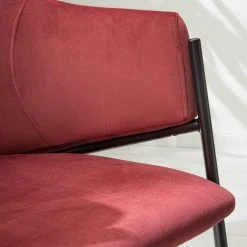 Mørteens Chaise à accoudoirs Koloa I - Velours / Acier - Bordeaux / Noir 26 Mørteens Chaise à accoudoirs Koloa I - Velours / Acier - Bordeaux / Noir -Chaises Soldes 1000205088 201229 14352300006 DETAILS P000000001000205088