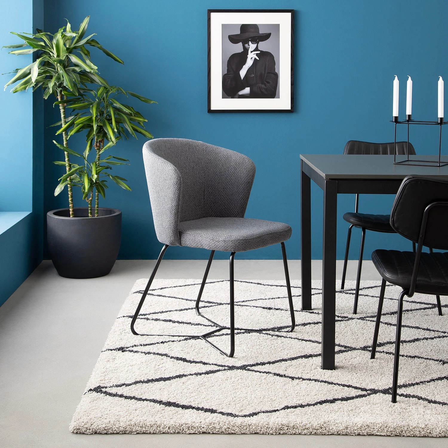 Mørteens Chaises à accoudoirs Tulia - Tissu / Acier - Gris foncé / Noir 9 Mørteens Chaises à accoudoirs Tulia - Tissu / Acier - Gris foncé / Noir – Image 7