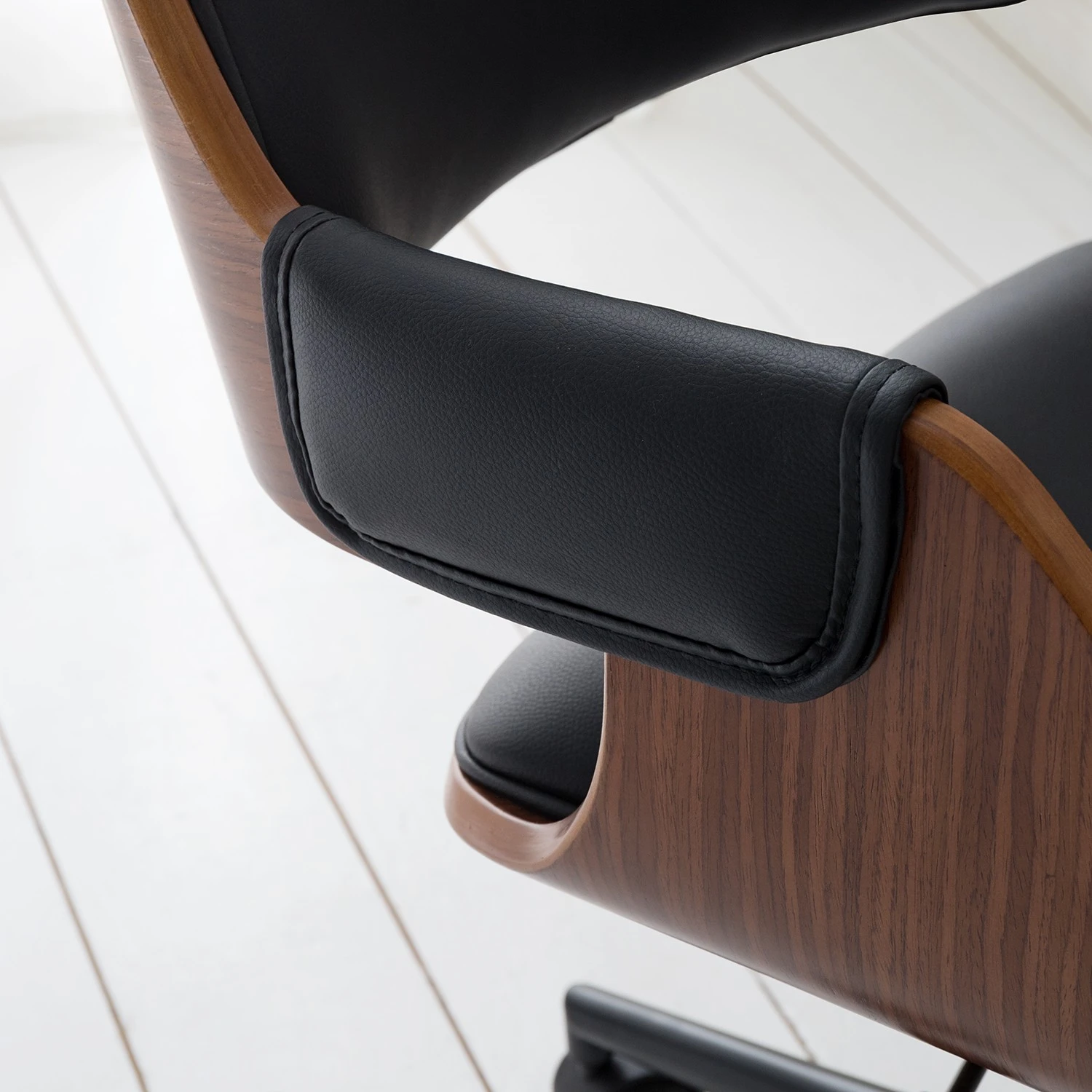 Mørteens Chaise de bureau Luumaki - Imitation cuir - Noir / Noyer 16 Mørteens Chaise de bureau Luumaki - Imitation cuir - Noir / Noyer – Image 15