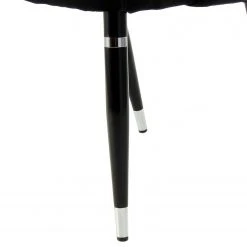 Kayoom Chaises capitonnées Courtney (lot de 2) - Velours / Partiellement en eucalyptus massif - Noir / Argenté 14 Kayoom Chaises capitonnées Courtney (lot de 2) - Velours / Partiellement en eucalyptus massif - Noir / Argenté -Chaises Soldes 1000214205 200529 06053400223 DETAILS P000000001000214205