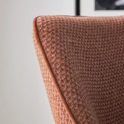 Fredriks Chaise à accoudoirs Tustin - Tissu / Métal - Marron rouille / Noir mat 39 Fredriks Chaise à accoudoirs Tustin - Tissu / Métal - Marron rouille / Noir mat -Chaises Soldes 1000218415 210311 12215300010 DETAILS P000000001000218415