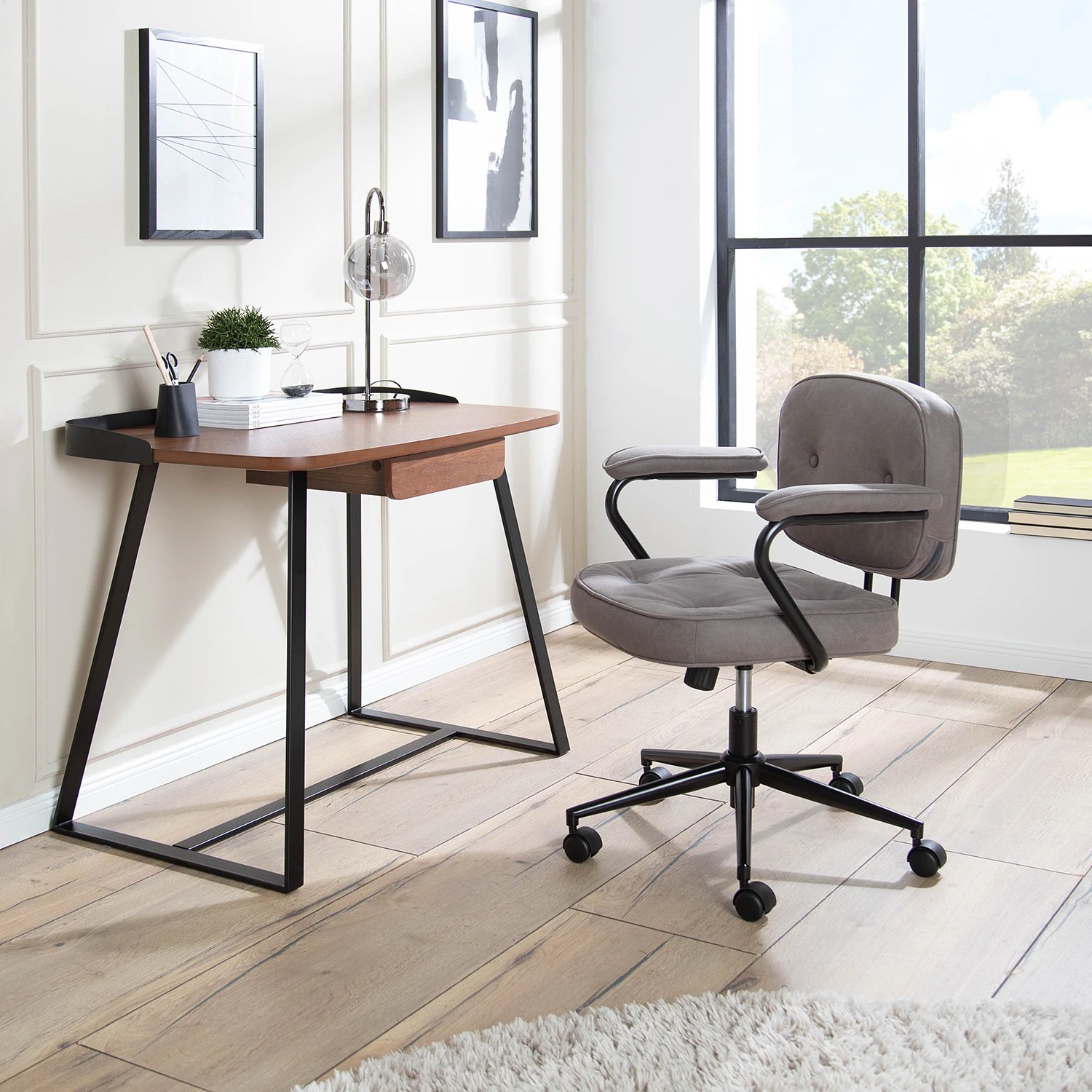 Furnitive Chaise de bureau Orlu I - Microfibre / Fer - Taupe vintage / Noir 4 Furnitive Chaise de bureau Orlu I - Microfibre / Fer - Taupe vintage / Noir – Image 2