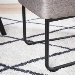 Fredriks Chaises cantilever Coggia (lot de 2) - Tissu / Fer - Cappuccino / Noir 21 Fredriks Chaises cantilever Coggia (lot de 2) - Tissu / Fer - Cappuccino / Noir -Chaises Soldes 1000234595 210929 08555600071 DETAILS P000000001000234595