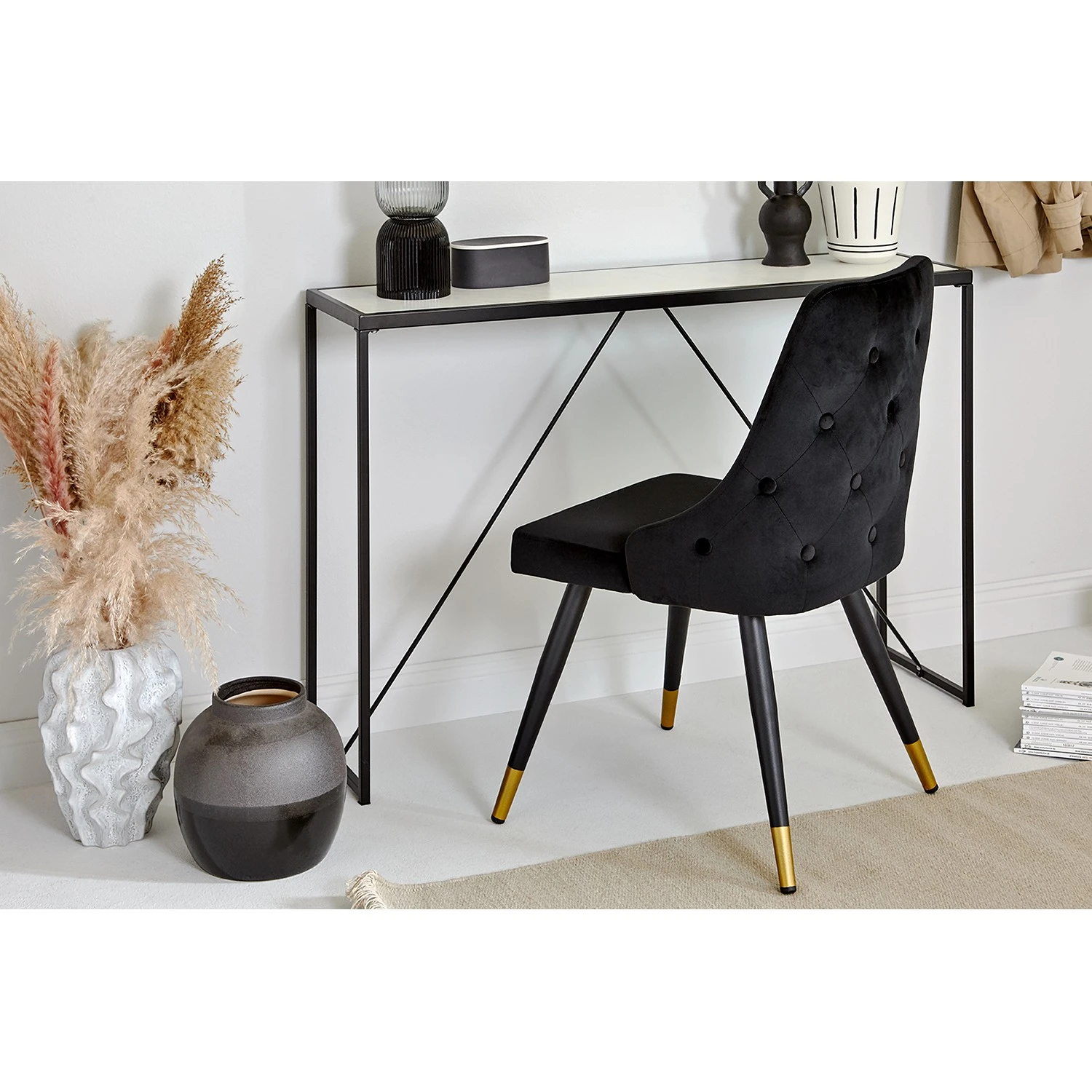 Jack & Alice Chaises capitonnées Loix (lot de 2) - Velours / Acier - Noir 4 Jack & Alice Chaises capitonnées Loix (lot de 2) - Velours / Acier - Noir – Image 2