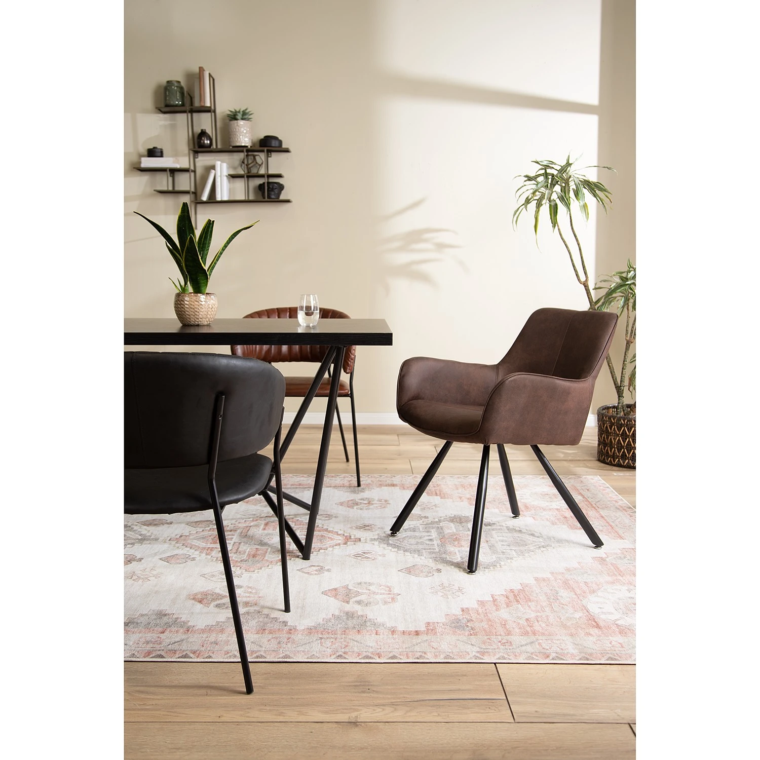 Mørteens Chaise à accoudoirs Ternes - Microfibre / Acier - Marron foncé / Noir 4 Mørteens Chaise à accoudoirs Ternes - Microfibre / Acier - Marron foncé / Noir – Image 2