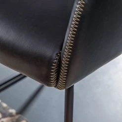 Red Living Chaise à accoudoirs Urbes - Imitation cuir / Fer - Noir / Noir -Chaises Soldes 1000240179 210115 08050300051 DETAILS P000000001000240179