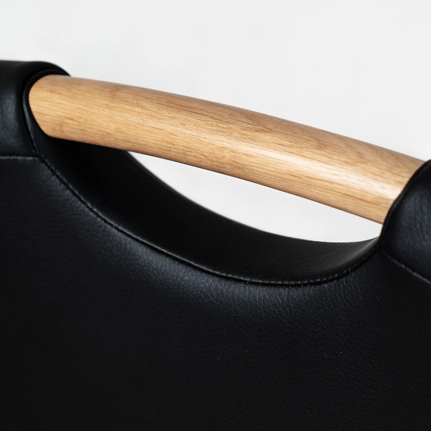 Naturoo Chaises capitonnées Lullin (lot de 2) - Chêne sauvage massif - Noir 7 Naturoo Chaises capitonnées Lullin (lot de 2) - Chêne sauvage massif - Noir – Image 5