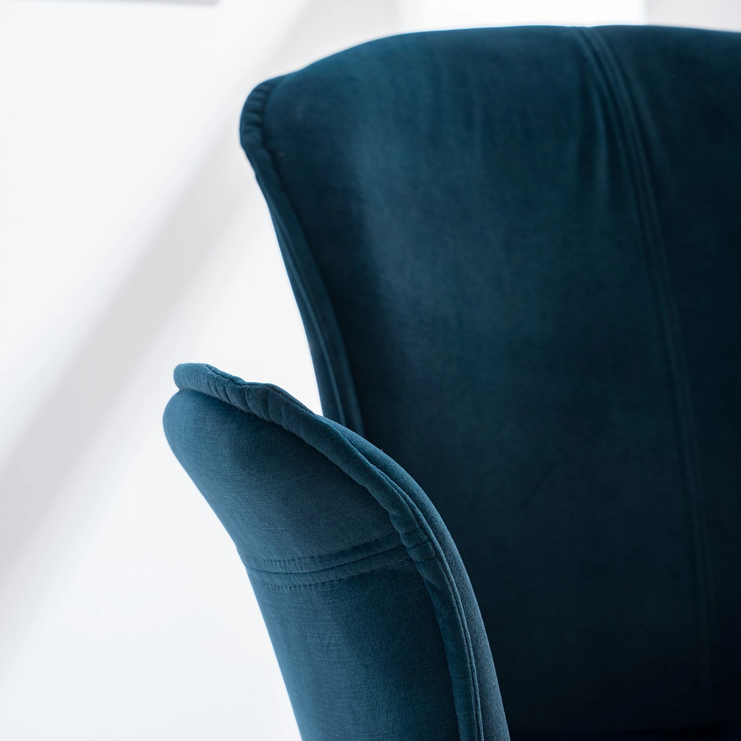 Ars manufacti Chaise à accoudoirs Yves - Bleu lagon 18 Ars manufacti Chaise à accoudoirs Yves - Bleu lagon – Image 16