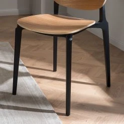 Studio Copenhagen Chaises Day (lot de 2) - Contreplaqué / Matière plastique - Imitation chêne / Noir -Chaises Soldes 1000273483 220915 024 MOOD DETAILS P000000001000273483 mood