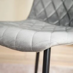 Ars manufacti Chaises capitonnées Trevo I (lot de 2) - Gris lumineux -Chaises Soldes 1000274876 220517 040 DETAILS P000000001000274876