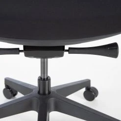 Fredriks Chaise de bureau Ross - Noir 21 Fredriks Chaise de bureau Ross - Noir -Chaises Soldes 1000310646 220825 036 DETAILS P000000001000310646