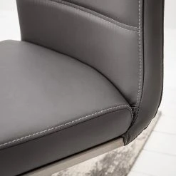 Fredriks Chaise cantilever Lezuza - Cuir synthétique Leja: Gris - Lot de 4 27 Fredriks Chaise cantilever Lezuza - Cuir synthétique Leja: Gris - Lot de 4 -Chaises Soldes 1000313231 211209 142232000115 DETAILS P000000001000313231