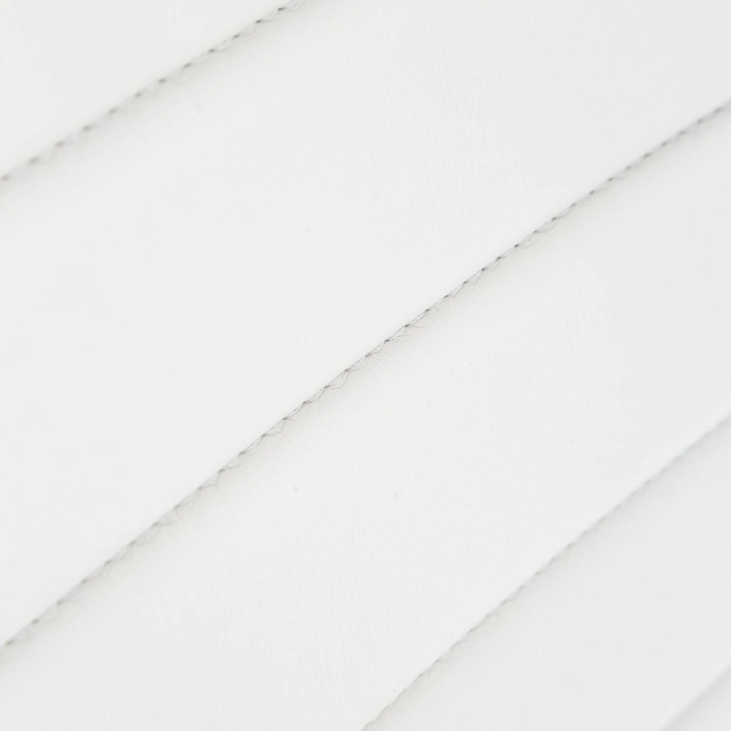 Mooved Chaise de bureau Marilyn - Imitation cuir - Blanc 12 Mooved Chaise de bureau Marilyn - Imitation cuir - Blanc – Image 10