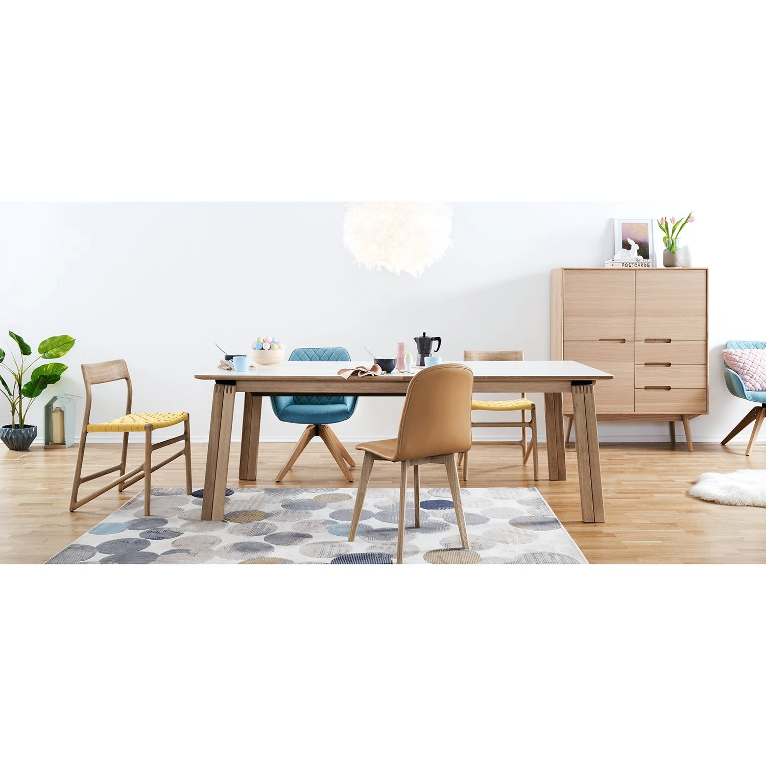 Studio Copenhagen Chaises Fleek - Jaune - Lot de 2 - Sans accoudoirs 4 Studio Copenhagen Chaises Fleek - Jaune - Lot de 2 - Sans accoudoirs – Image 2